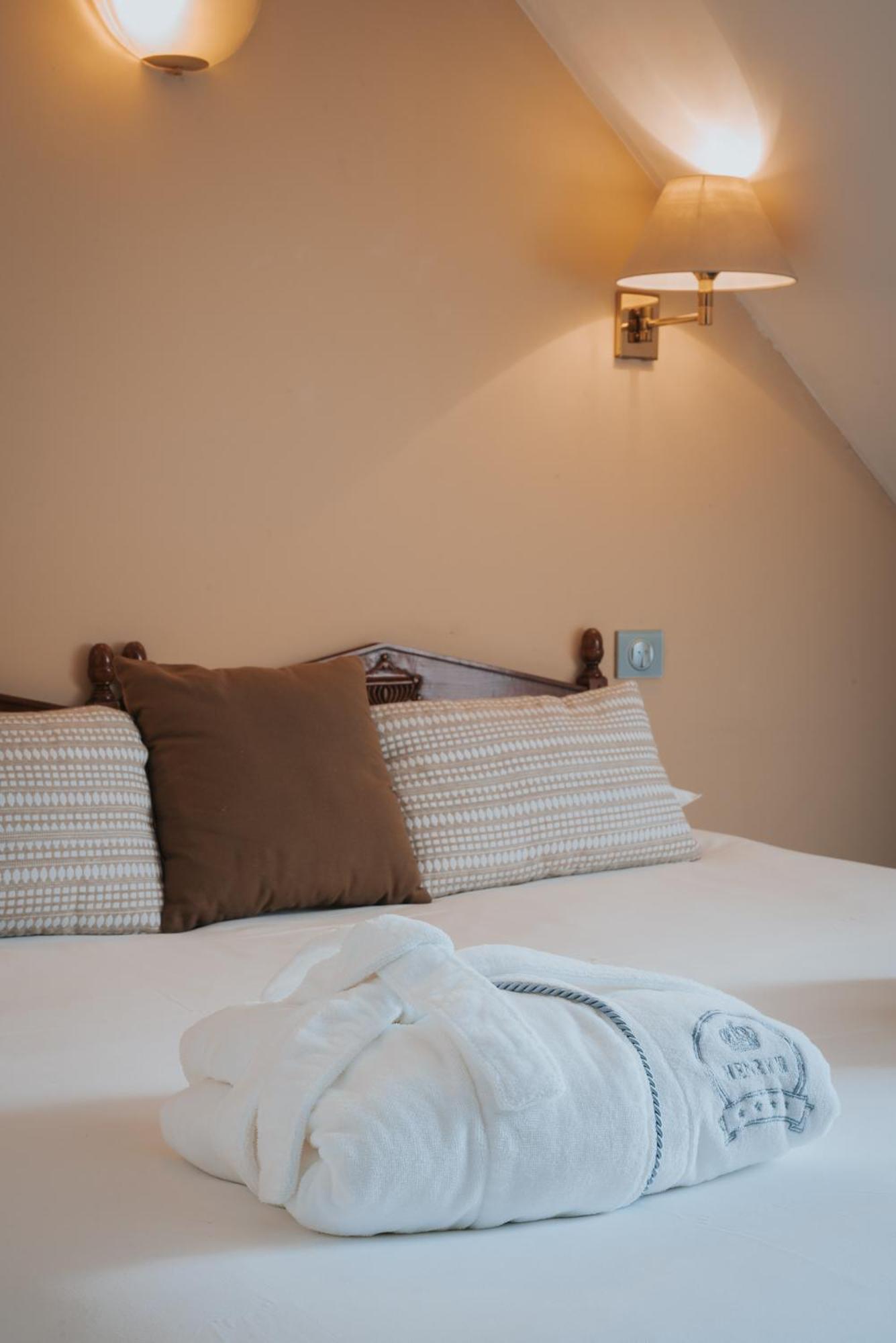Hotel Henry II Beaune Centre Luaran gambar